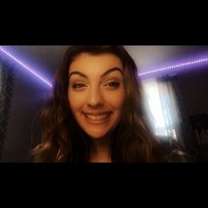 Meet your Posher, Sierra